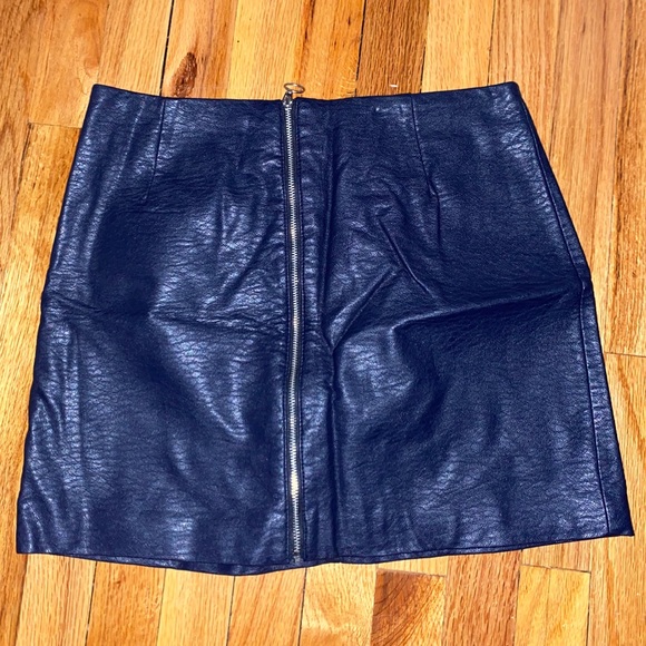 Navy Blue Leather Skirt - Picture 1 of 2